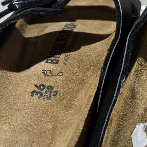 Birkenstock Black and Brown Sandals - Picture 6 of 8